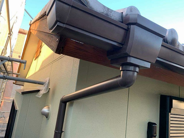 出隅側の集水器納まり